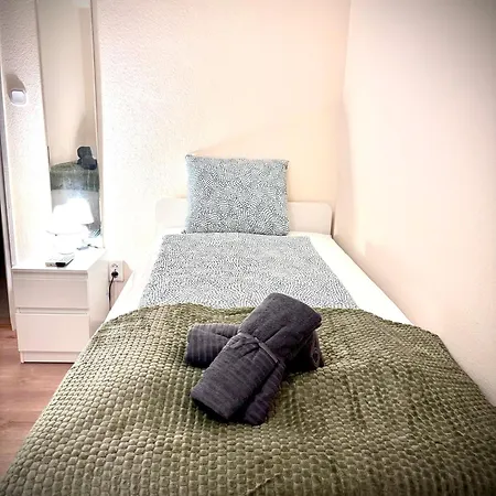 Bed & Breakfast Airportmax Panzio 3*