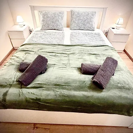 Airportmax Panzio 3*