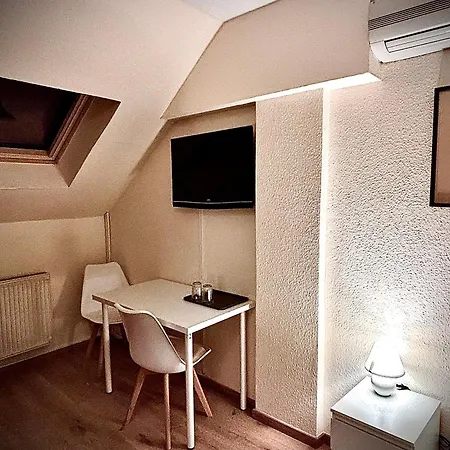 Airportmax Panzio וסס