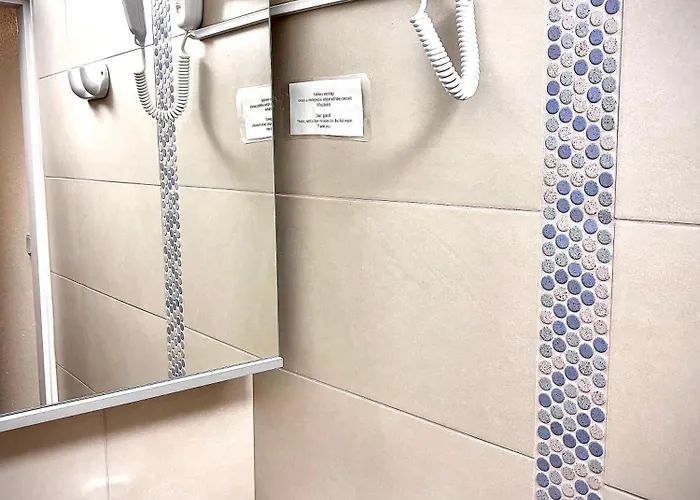 Airportmax Panzio Отель типа 