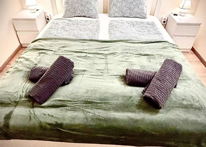 Airportmax Panzio 3*